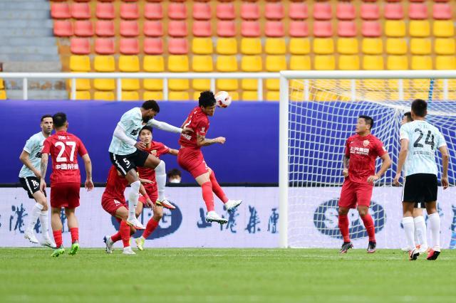 开云体育-【中超】徐新染红布鲁诺致胜 海港0比1首负武汉长江