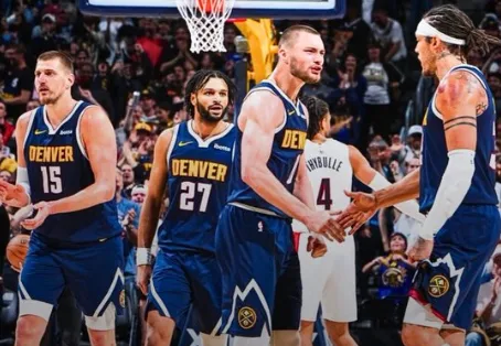 开云APP-掘金近14战12胜，场均得分&amp;amp;助攻&amp;amp;进攻效率等多项数据联盟第1