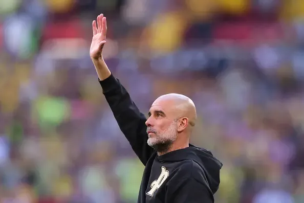 开云在线直播-瓜帅：我和赖因德斯开玩笑我想杀了他，因为他踢得太好了